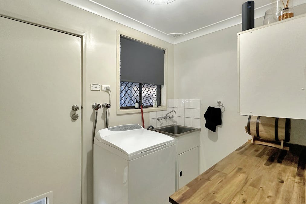 34 Monaghan Street, Cobar, NSW, 2835 - Image 13
