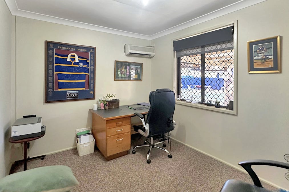 34 Monaghan Street, Cobar, NSW, 2835 - Image 12