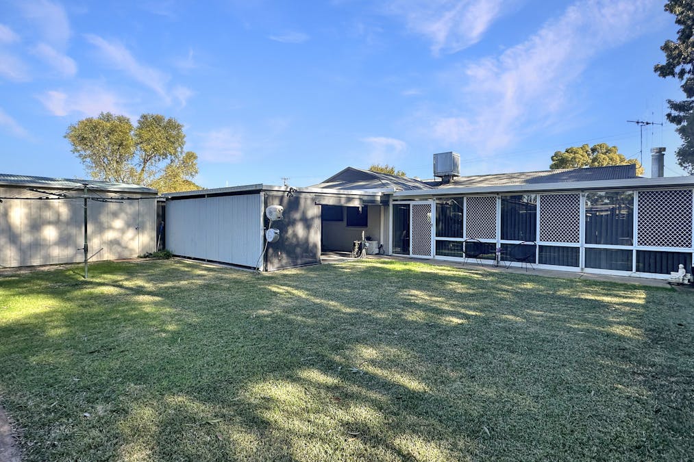 34 Monaghan Street, Cobar, NSW, 2835 - Image 16