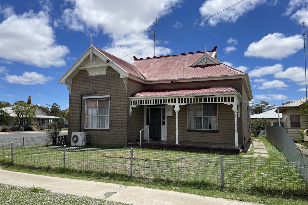 12 Woolcock Street, Warracknabeal, VIC, 3393 - Image 1
