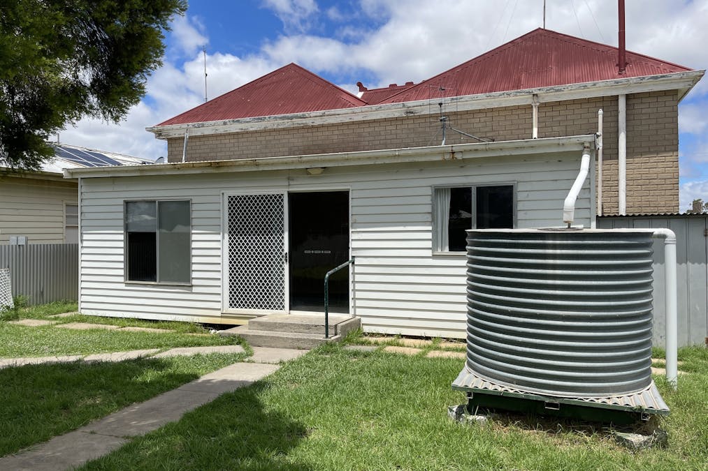 12 Woolcock Street, Warracknabeal, VIC, 3393 - Image 12