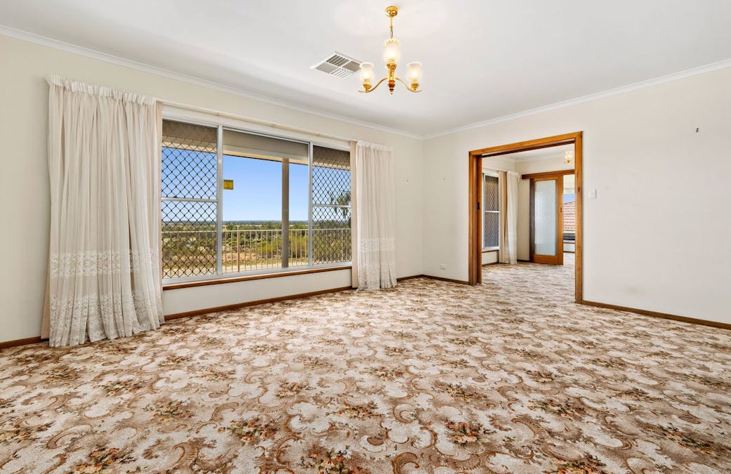 15 Thiele Avenue, Loxton, SA, 5333 For Sale Elders Real Estate