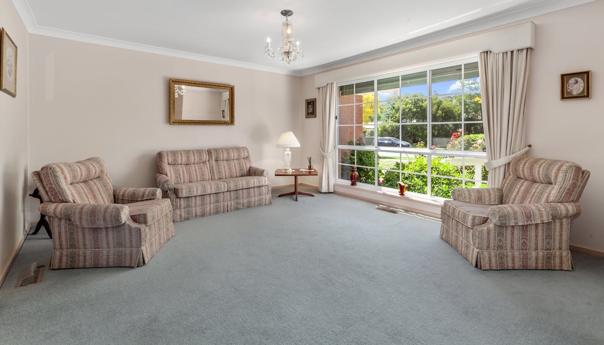10 Centenary Drive, Kilmore, VIC, 3764 - Image 2