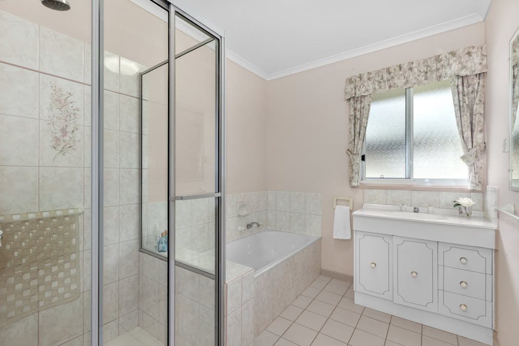 10 Centenary Drive, Kilmore, VIC, 3764 - Image 10
