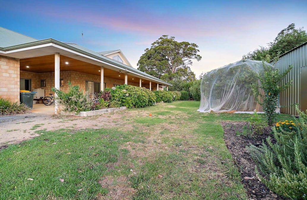 18 Fairbairn Road, Serpentine, WA, 6125 - Image 30