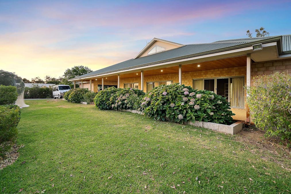 18 Fairbairn Road, Serpentine, WA, 6125 - Image 34