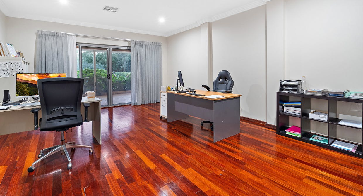 18 Fairbairn Road, Serpentine, WA, 6125 - Image 23