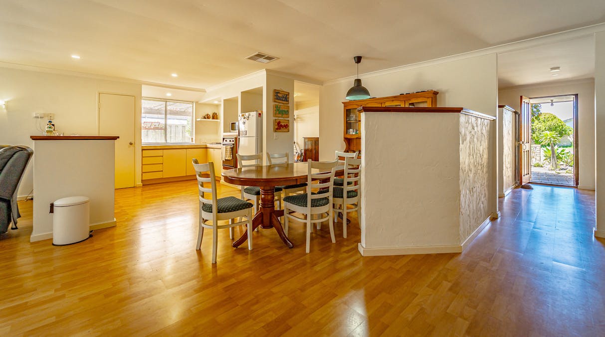 51 Rand Avenue, Waikiki, WA, 6169 - Image 15