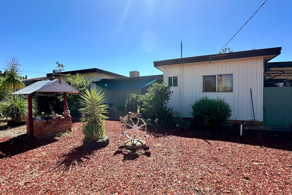 19 Louth Road, Cobar, NSW, 2835 - Image 1