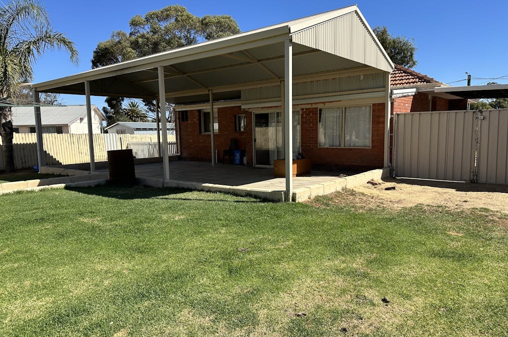 67 Adam Street, Katanning, WA, 6317 - Image 23