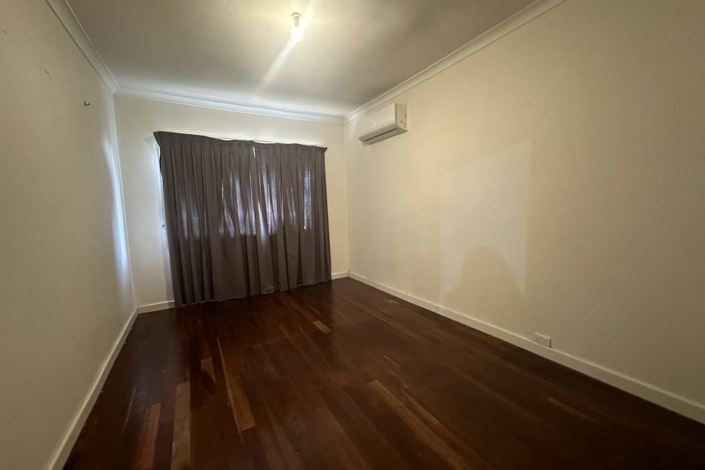 67 Adam Street, Katanning, WA, 6317 - Image 15