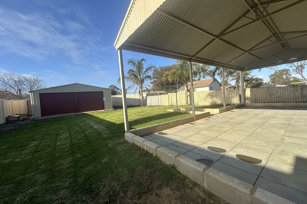 67 Adam Street, Katanning, WA, 6317 - Image 32