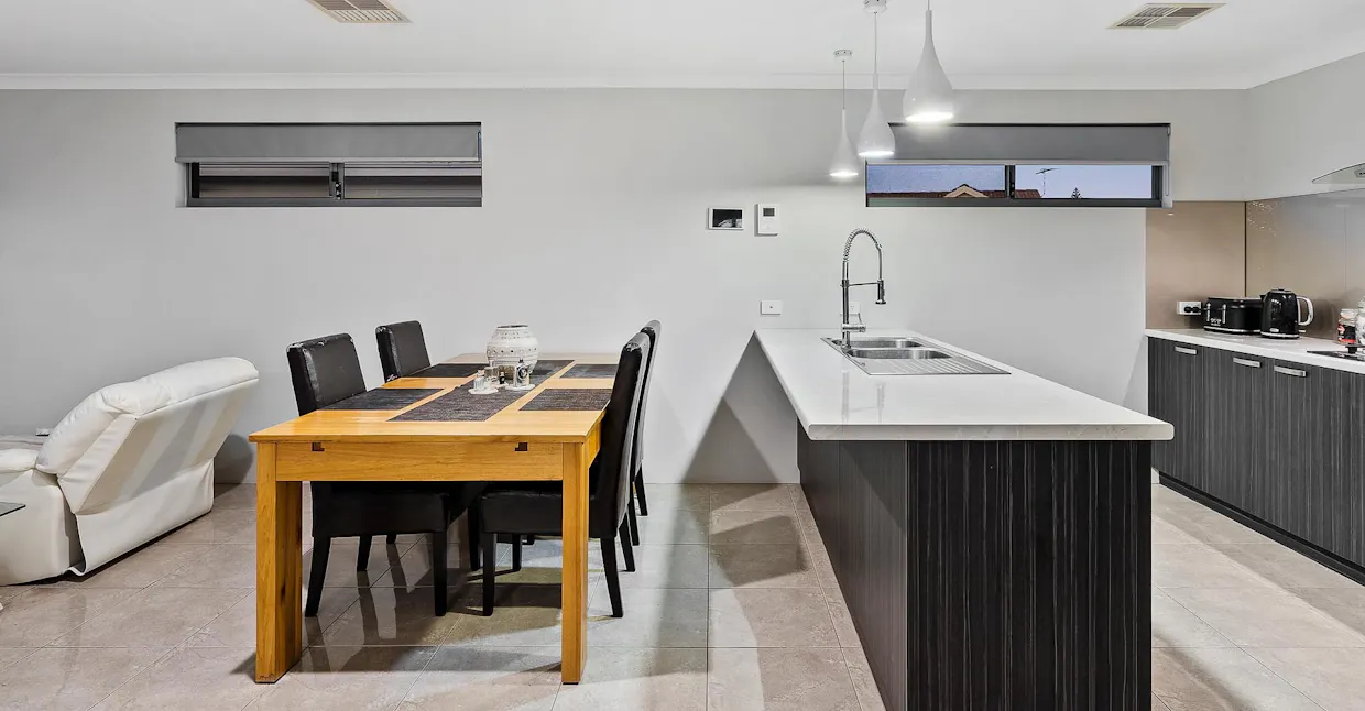 2/19 Malibu Road, Safety Bay, WA, 6169 - Image 4