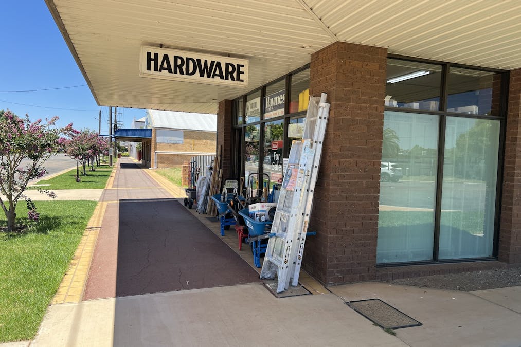 26 Pinnuck Street, Finley, NSW, 2713 - Image 3