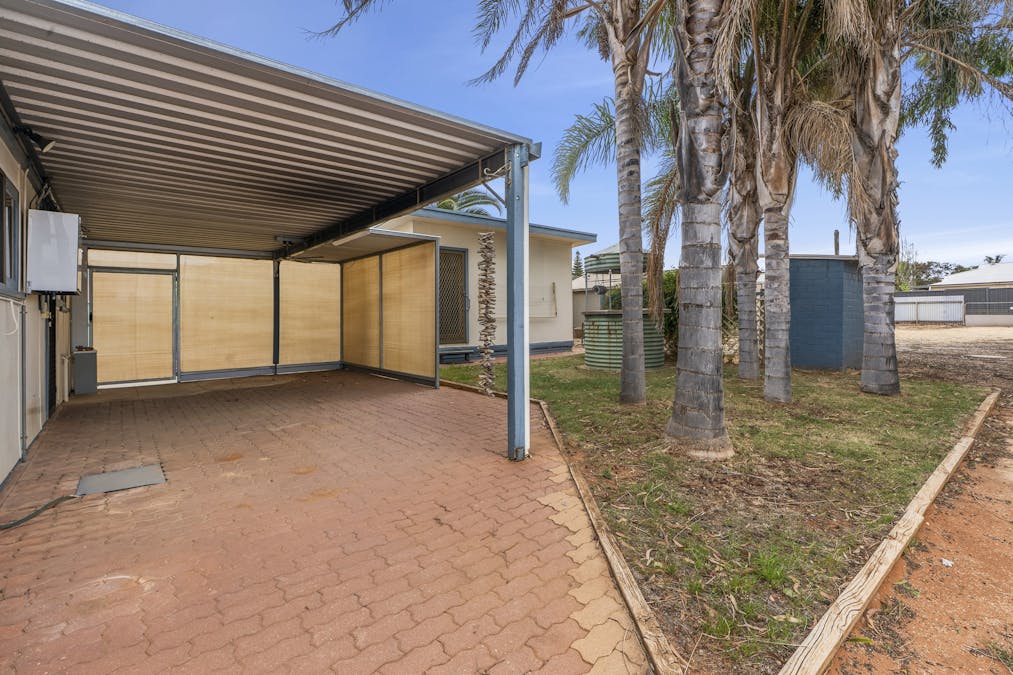 18 Wodonga Avenue, Loxton, SA, 5333 - Image 10