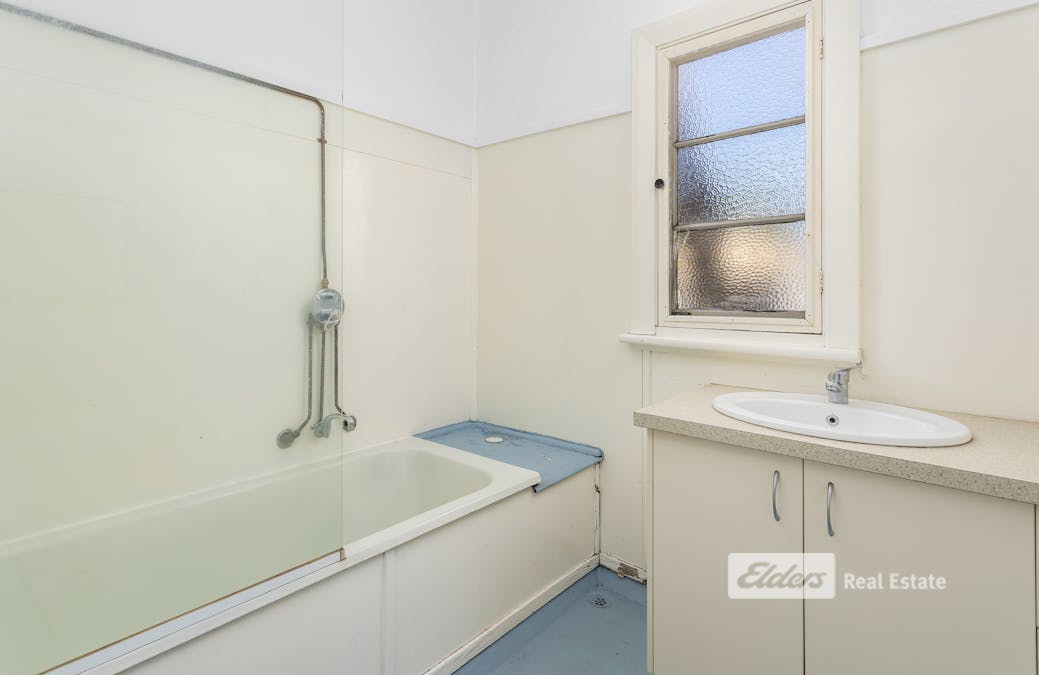 6 Galyung Road, Carey Park, WA, 6230 - Image 11