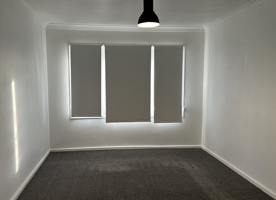 8 Oleander Crescent, Rangeway, WA, 6530 - Image 7
