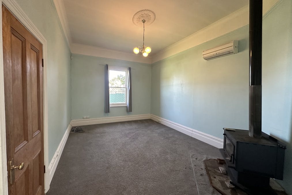 69 Blantyre Street, Katanning, WA, 6317 - Image 14