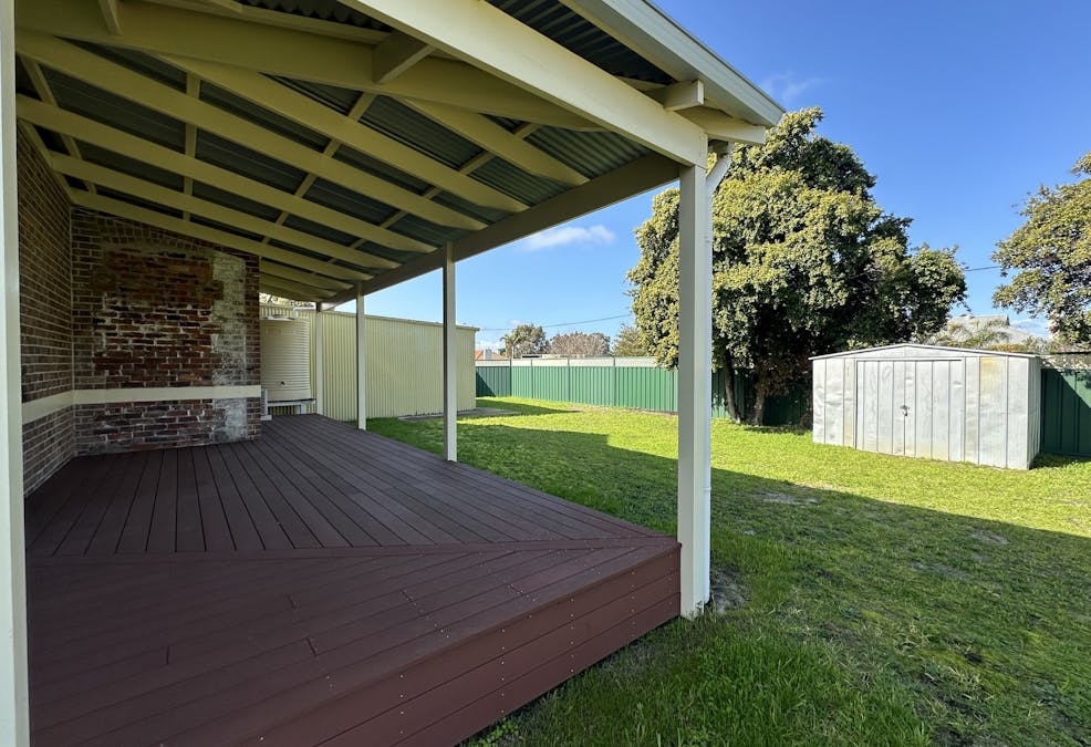 69 Blantyre Street, Katanning, WA, 6317 - Image 3
