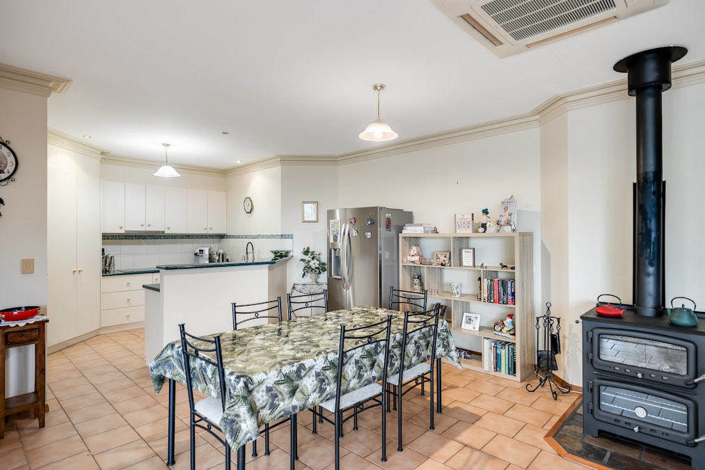 24-26 Stark Drive, Vale View, QLD, 4352 - Image 19