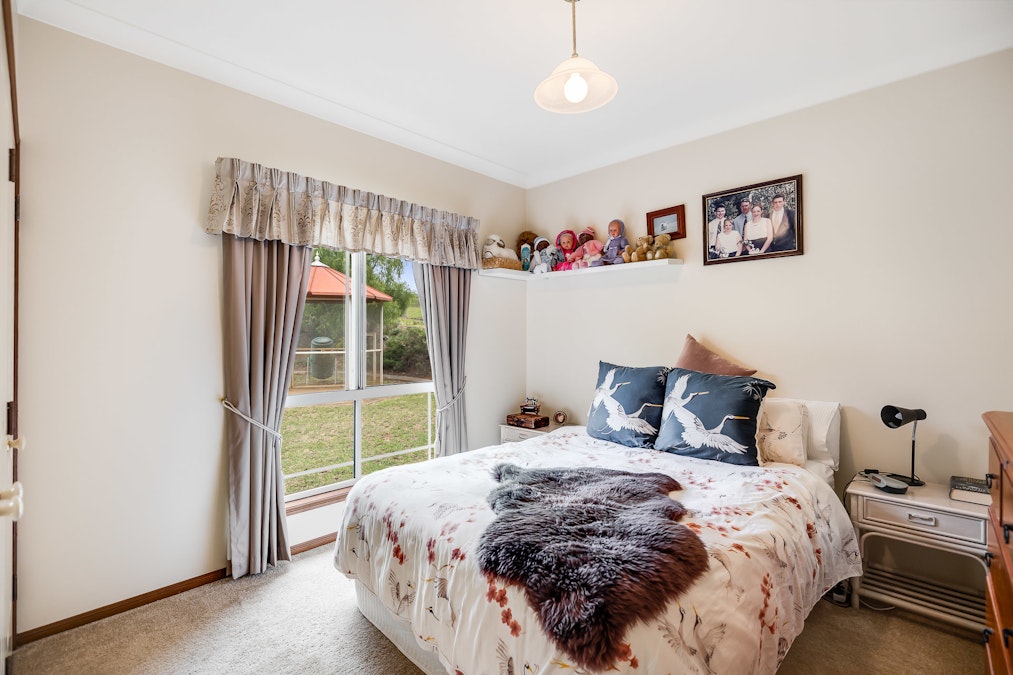 24-26 Stark Drive, Vale View, QLD, 4352 - Image 22