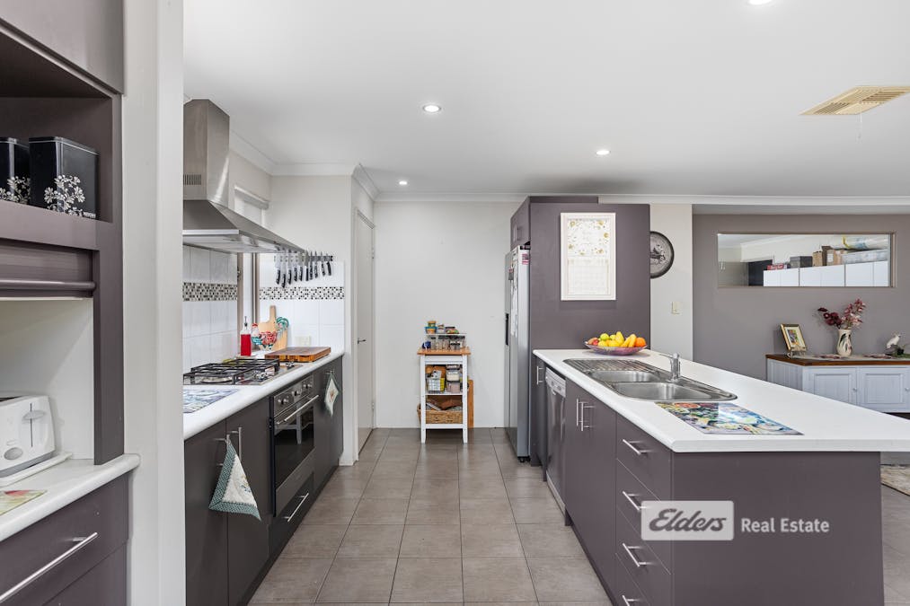 2 Sykes Way, Capel, WA, 6271 - Image 4