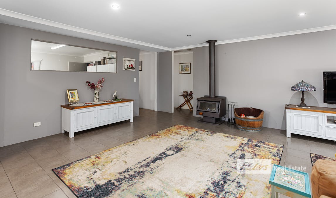 2 Sykes Way, Capel, WA, 6271 - Image 9