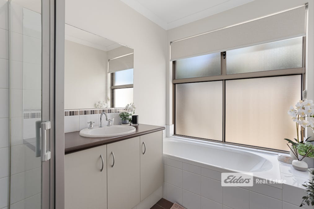 2 Sykes Way, Capel, WA, 6271 - Image 18