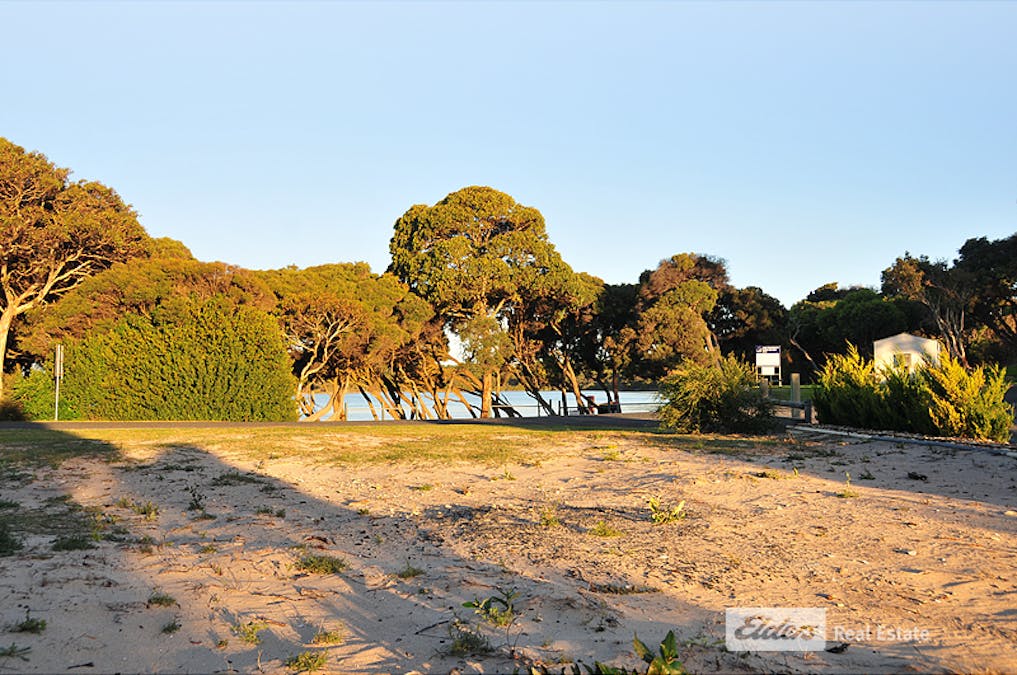 8 Lakeside Terrace, Robe, SA, 5276 - Image 3