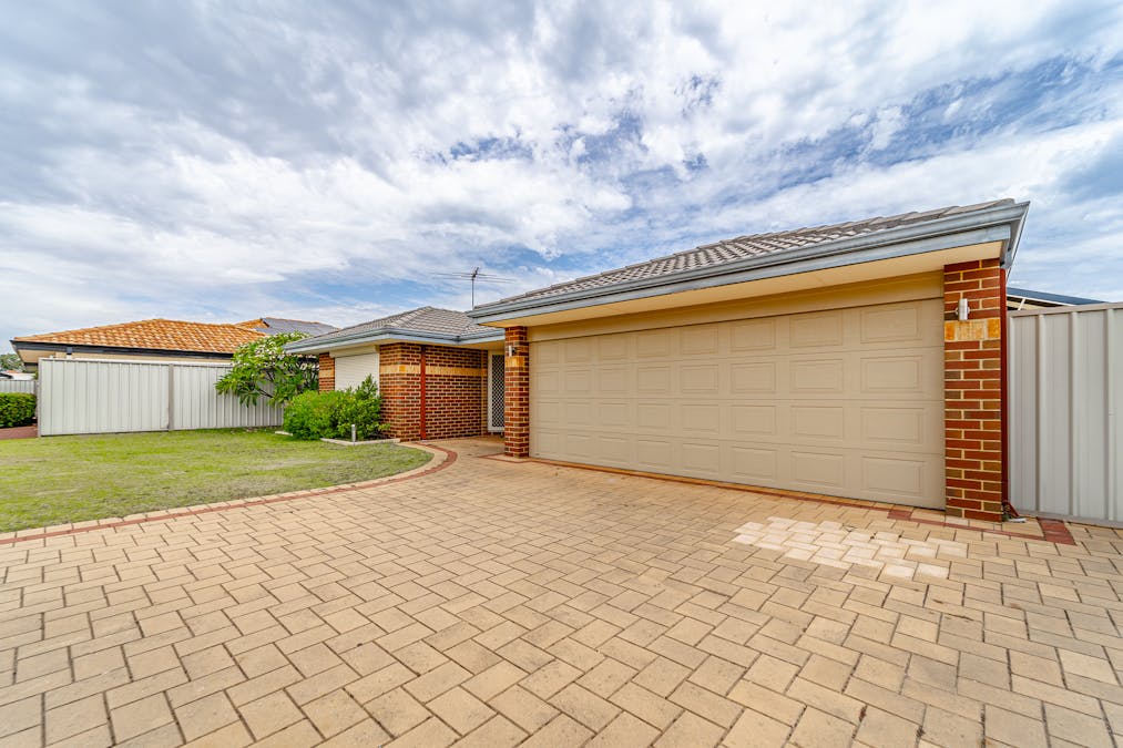 26B Lombadina Parade, Secret Harbour, WA, 6173 - Image 3