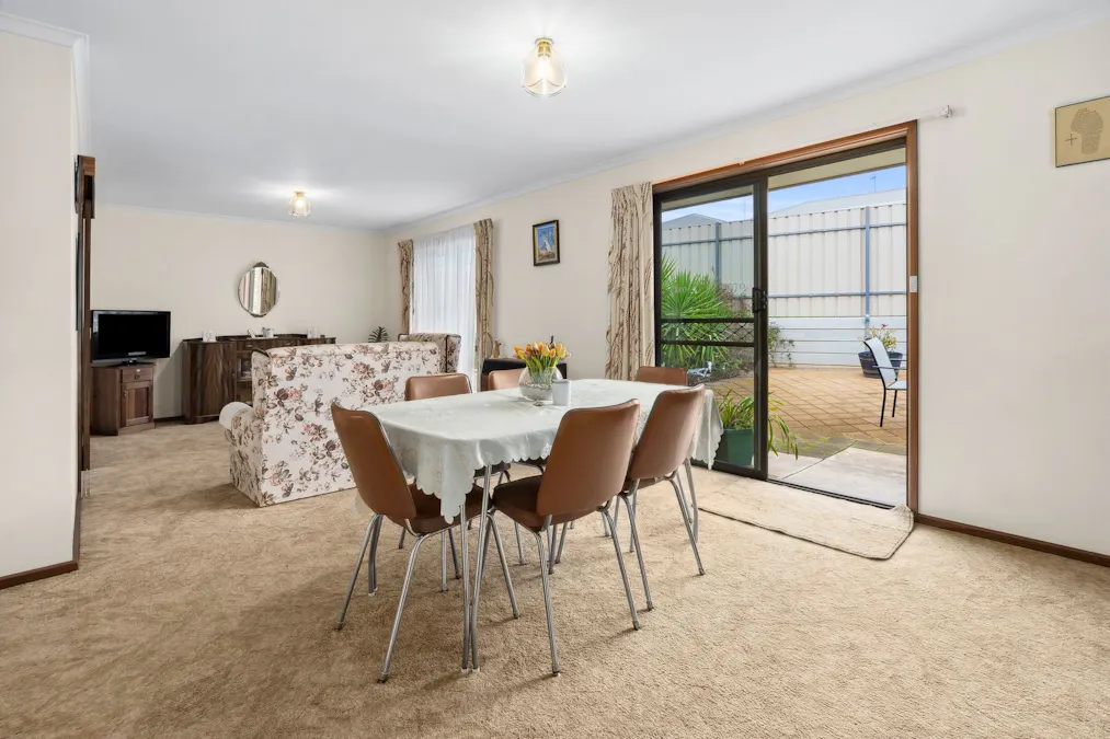17 West Road, Waikerie, SA, 5330 - Image 3