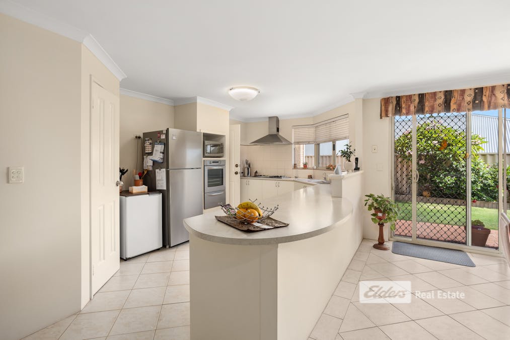 14 Peppermint Boulevard, College Grove, WA, 6230 - Image 4