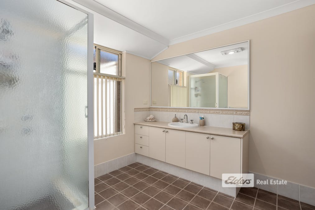 14 Peppermint Boulevard, College Grove, WA, 6230 - Image 11