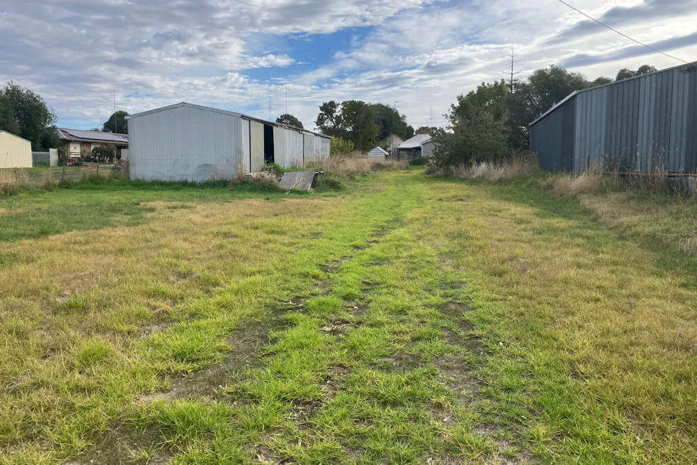 25 Elizabeth Street, Edenhope, VIC, 3318 - Image 17