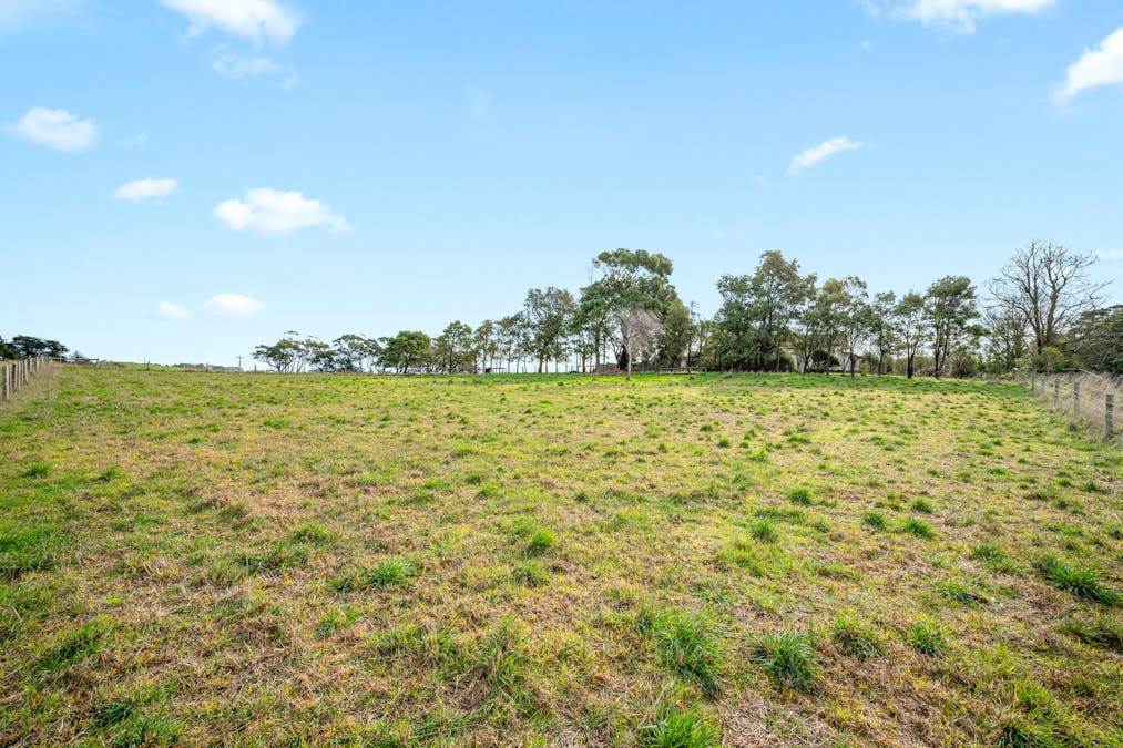 33 Peweena Road, Mil Lel, SA, 5291 - Image 18