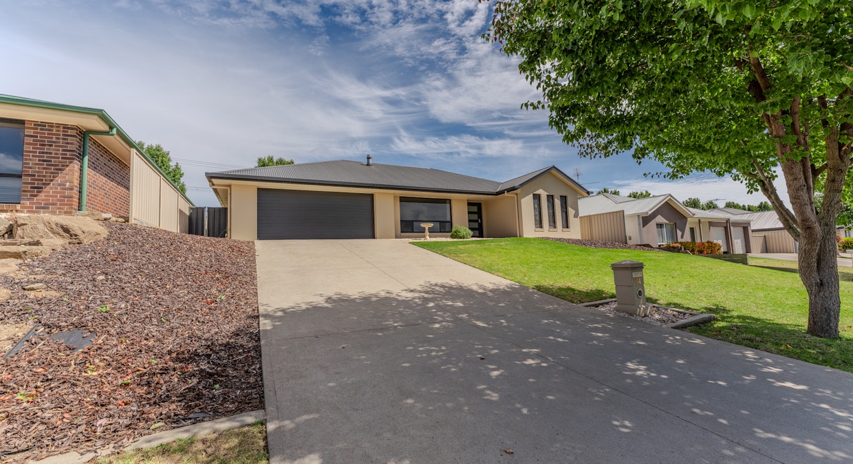 14 Peppermint Drive, Mount Gambier, SA, 5290 - Image 2