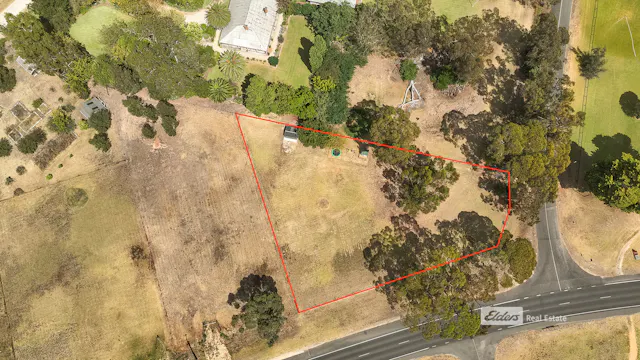 22 Stewart Terrace — photo from Elders Real Estate Naracoorte