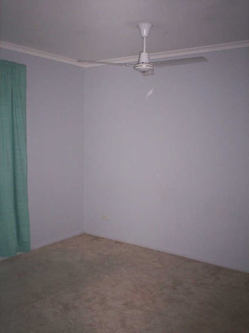 7 Kerry Court, New Auckland, QLD, 4680 - Image 5