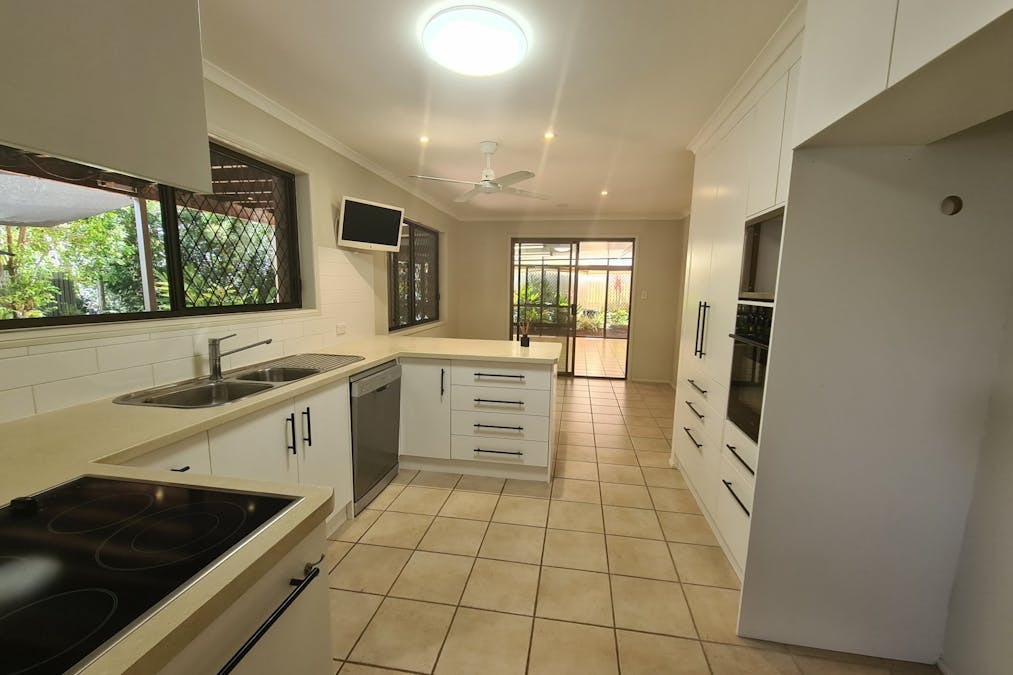 17 Vernon Road, Telina, QLD, 4680 - Image 4