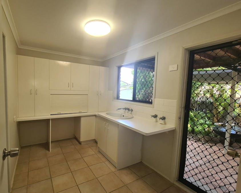 17 Vernon Road, Telina, QLD, 4680 - Image 9