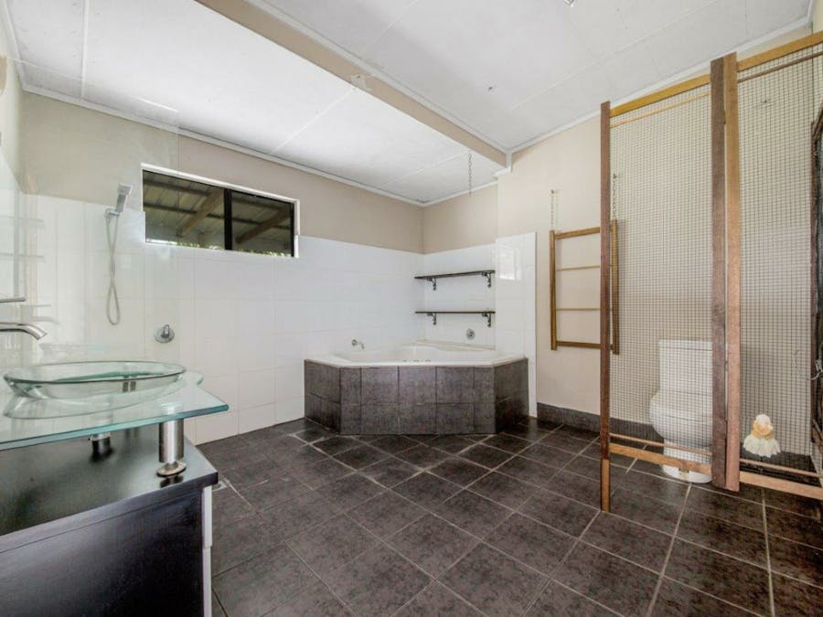 15 Silverton Drive, Tannum Sands, QLD, 4680 - Image 31