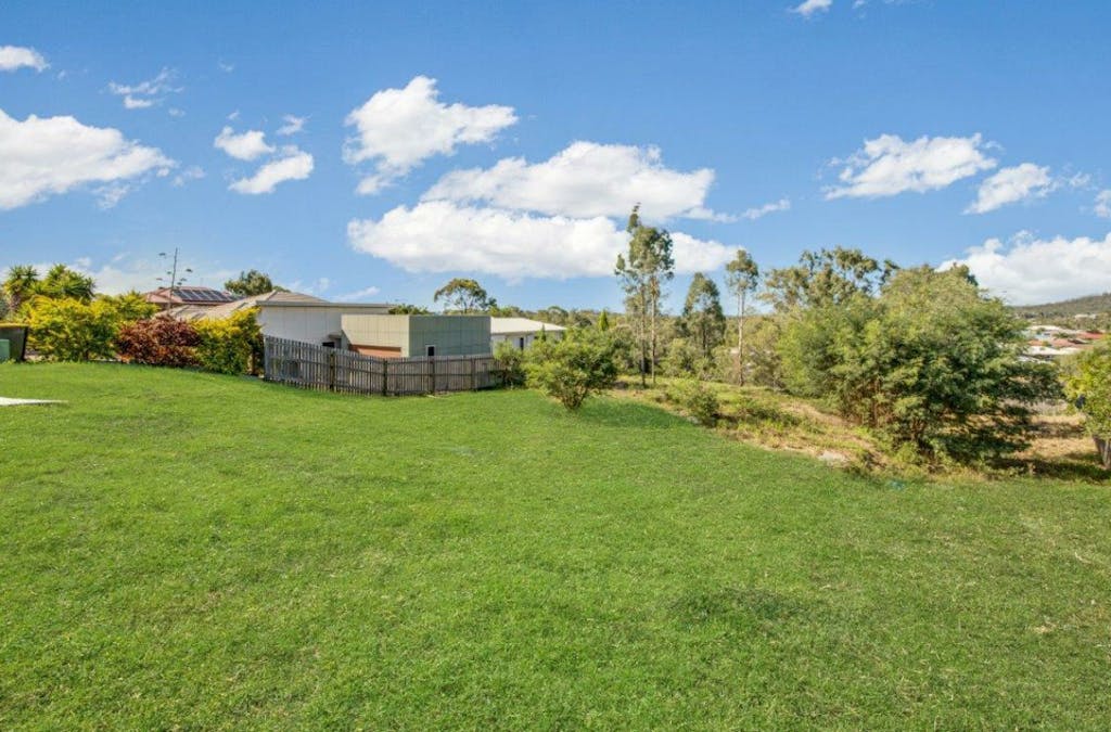 17 Koowin Drive, Kirkwood, QLD, 4680 - Image 5