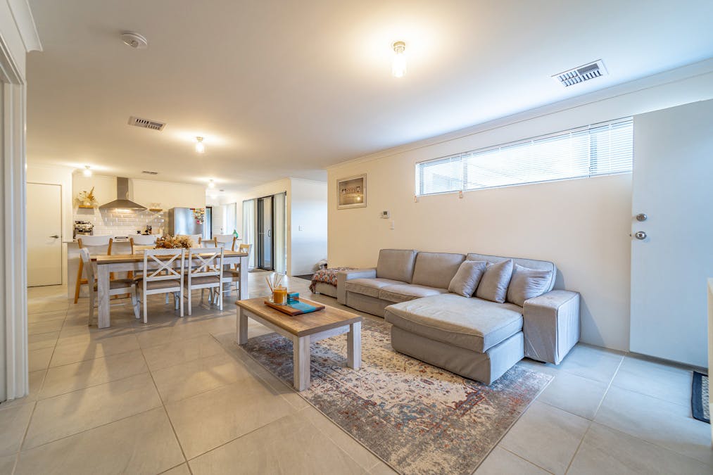 32 Bannerdale Road, Baldivis, WA, 6171 - Image 2