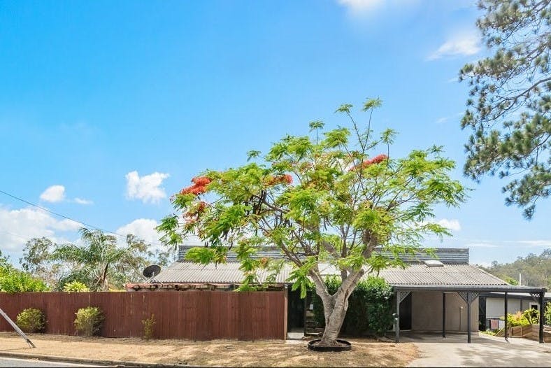18 Rigby Crescent, West Gladstone, QLD, 4680 Sold Elders Real Estate
