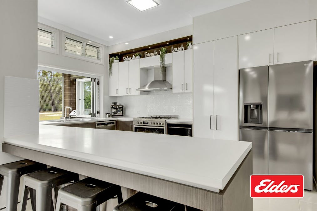 16 Gardenia Crescent, Kin Kora, QLD, 4680 - Image 8