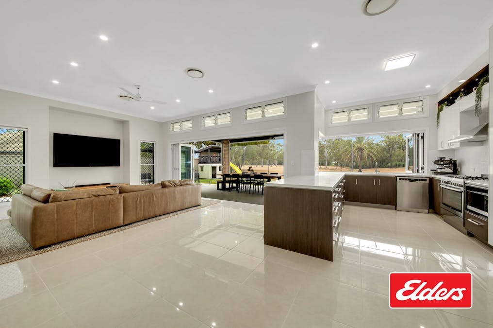 16 Gardenia Crescent, Kin Kora, QLD, 4680 - Image 9