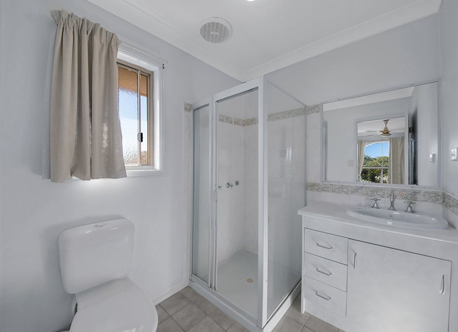 5 Deborah Street, Glen Eden, QLD, 4680 - Image 7