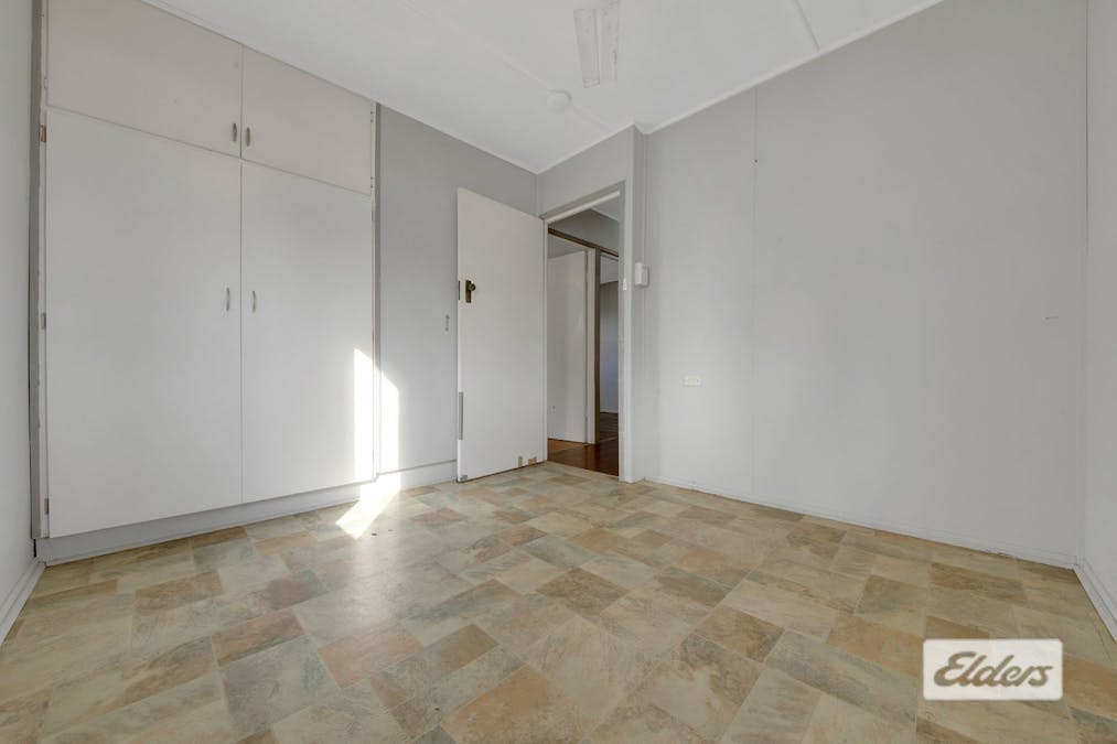 36 Hetherington Street, West Gladstone, QLD, 4680 - Image 7