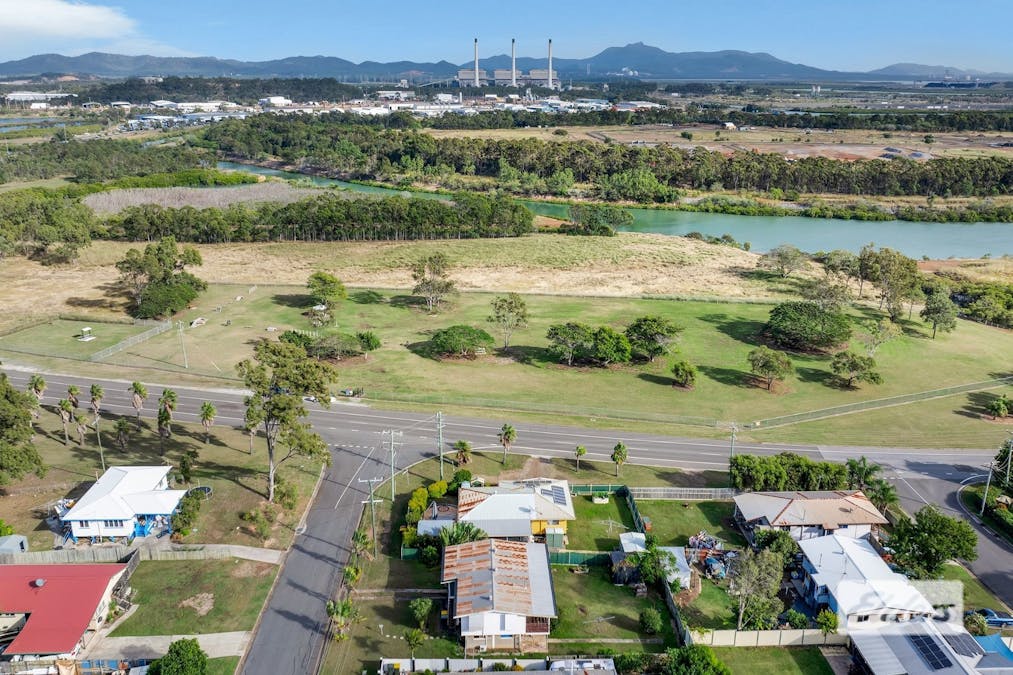 36 Hetherington Street, West Gladstone, QLD, 4680 - Image 19