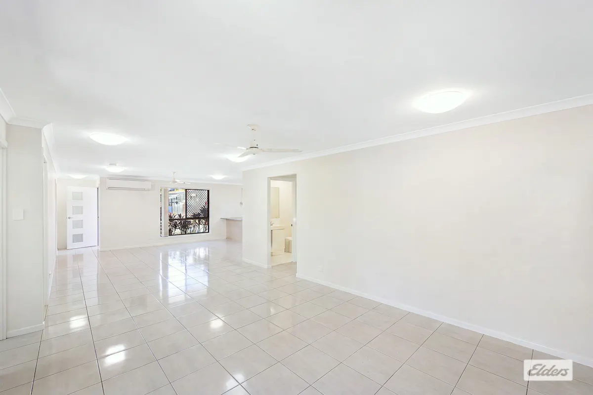 2/2 Wentworth Place — photo 7 of 22